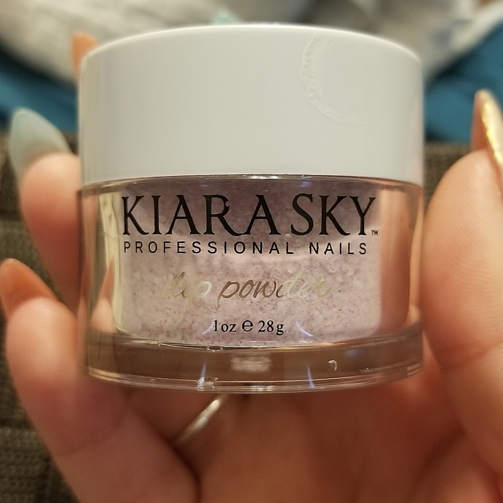 Kiara Sky Dip Powder in "90's Baby"